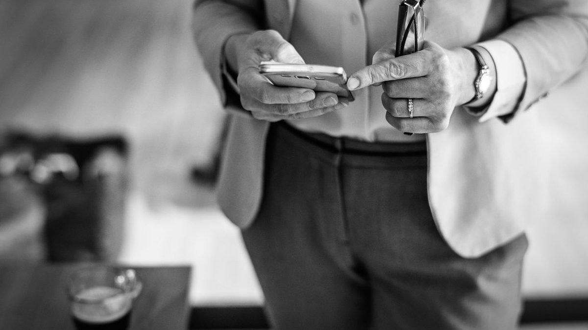 How to follow up after a job interview without being annoying