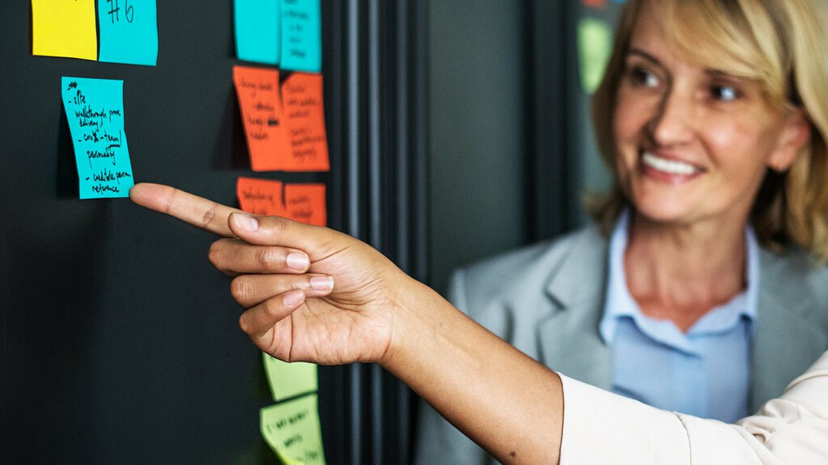 What a project manager actually does all day, and how to become one